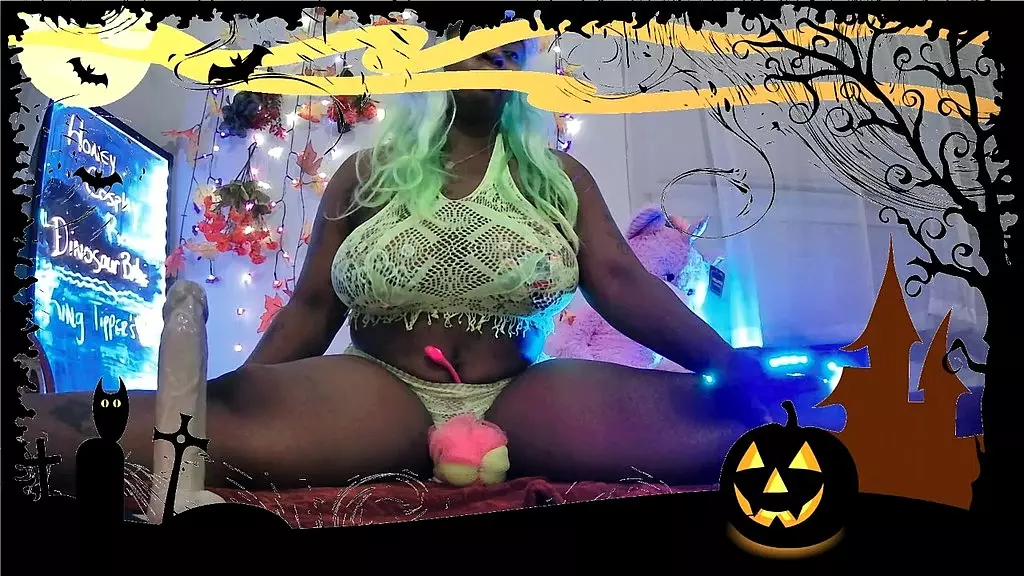 honey cosplay room-- dino babe -holloweenspecials- dildoteaser