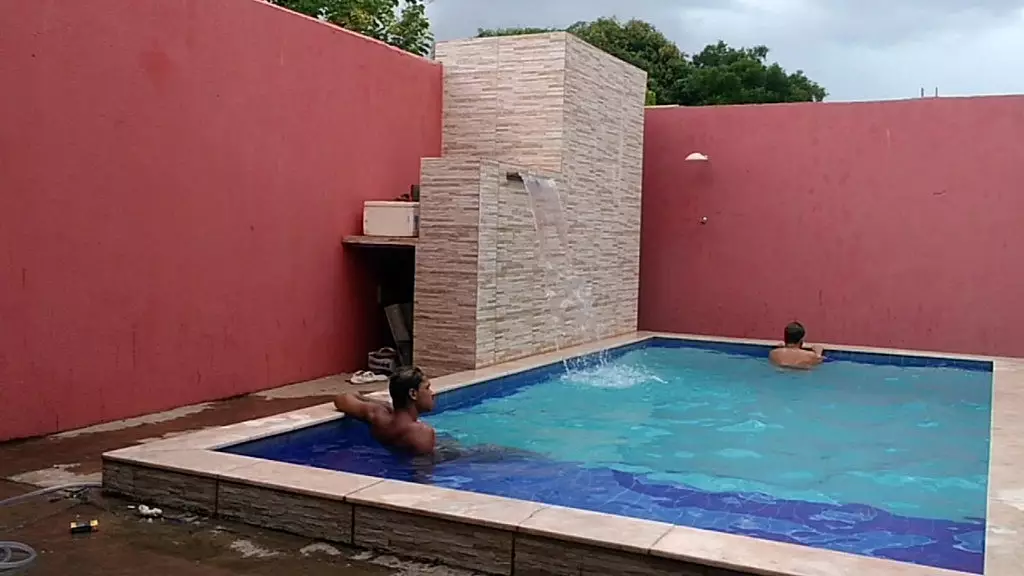 flakaelvlogs - update #3 - projeto x ( novinhos banhando na piscina, novinho peladaoooooo ) eita papai deu ate calor