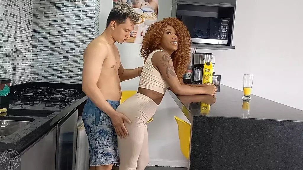 intense sex in the kitchen, he couldn t resist seeing me in gym clothes, and i fucked hot in the kitchen.