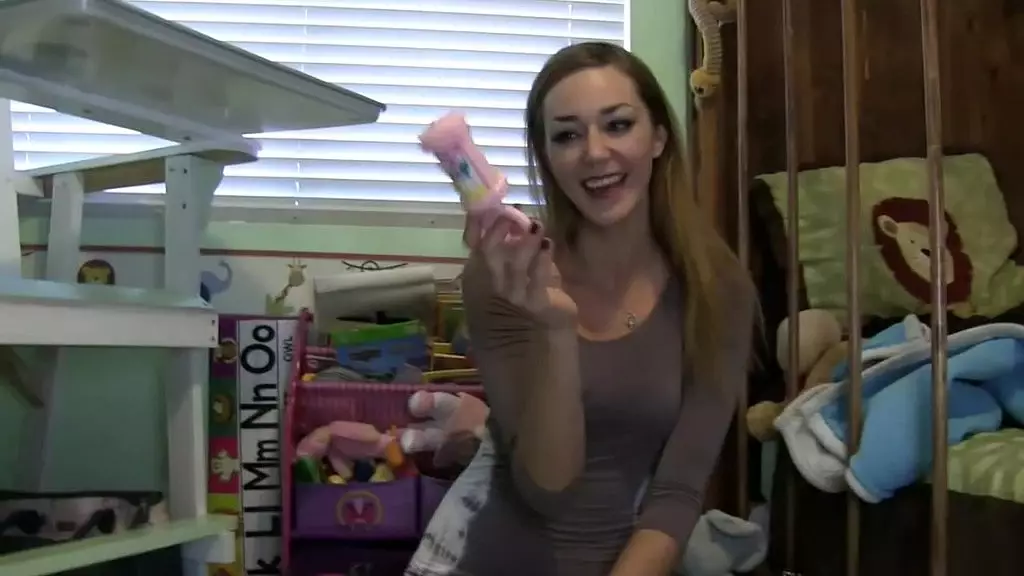 abdl messing diapers bedtime with sablique von lux