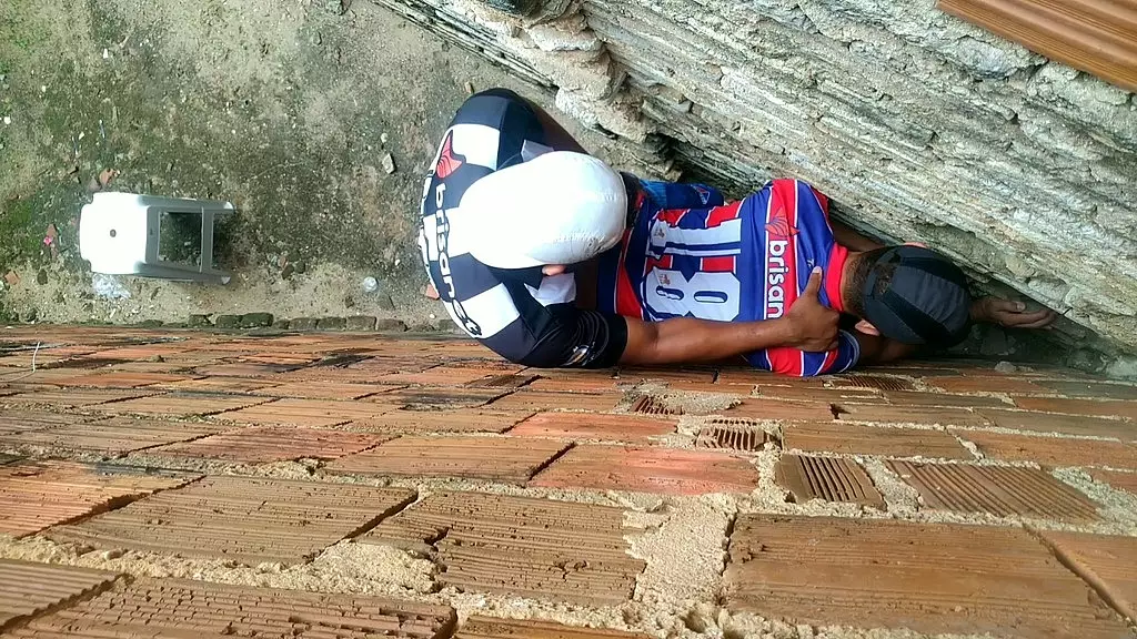 no beco sem saida o dotadao metendo na hora do jogo de futebol